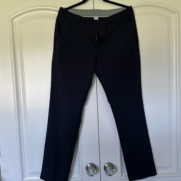 Navy blue Footjoy golf pants. Like new, size 34x30. - Picture 1 of 4